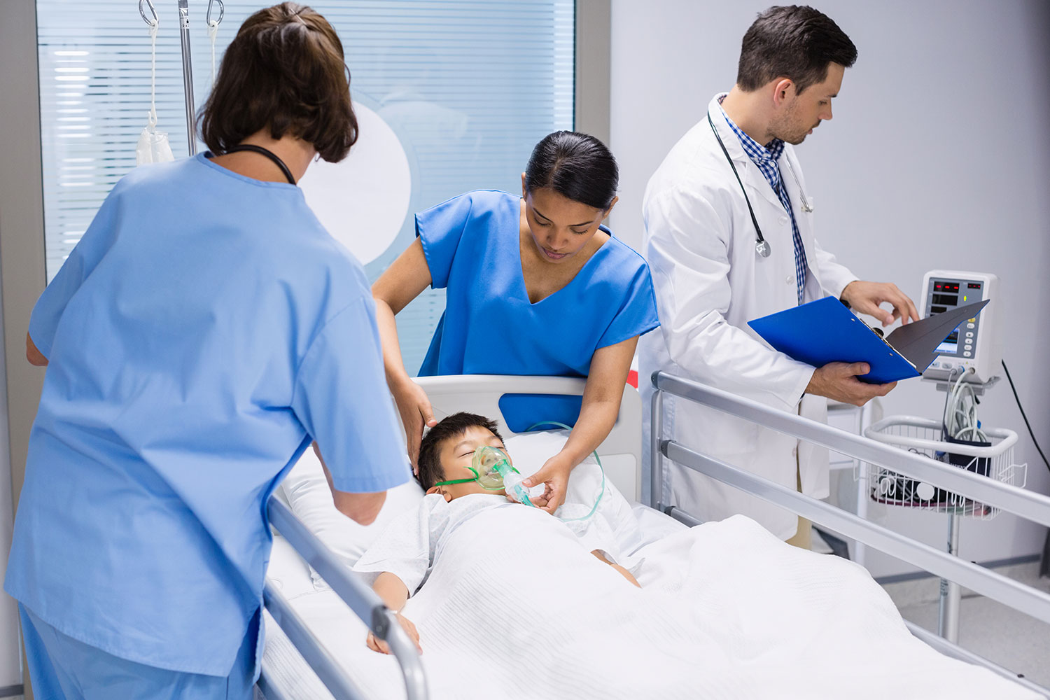 signs to go to the emergency room flu complication